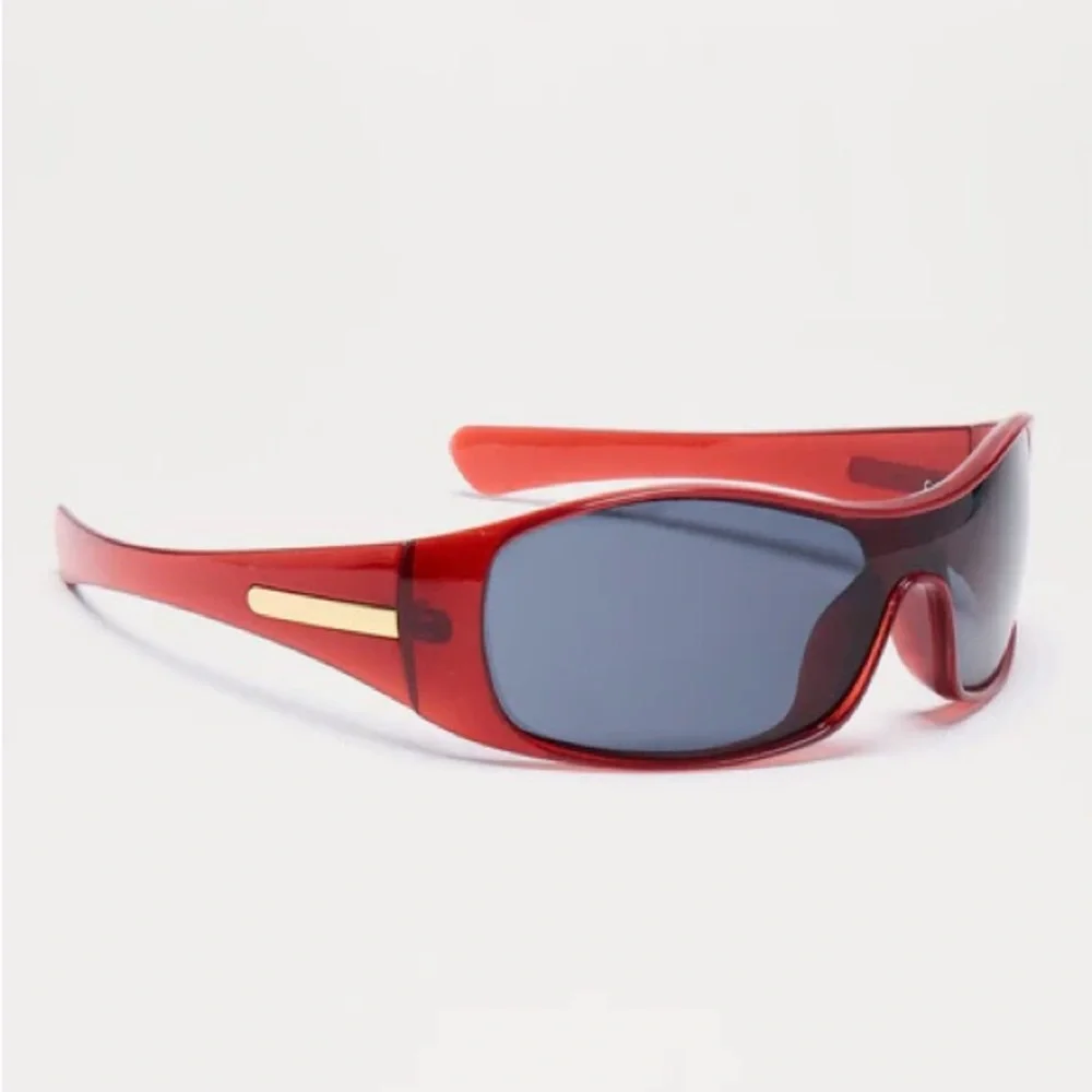 Fashion Nova dark red